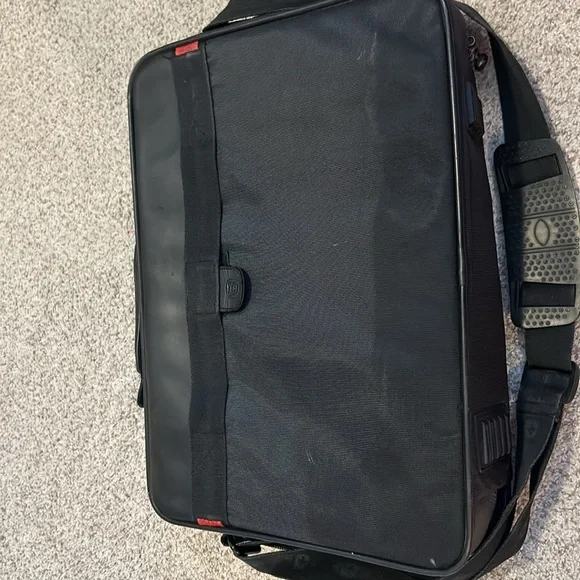Swiss Gear Laptop Bag, Black - Picture 6 of 11